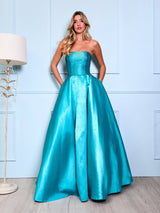 Summer - Strapless Ball Gown With Pockets - Dress 2 Party